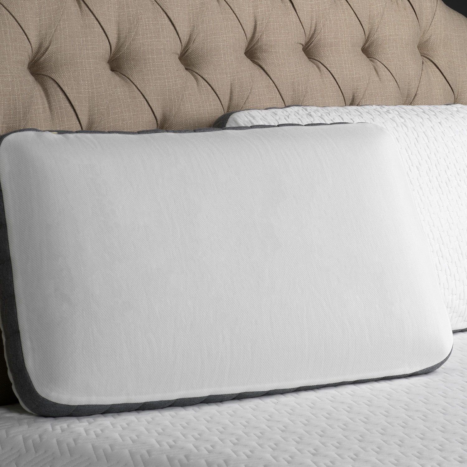 Bamboo Charcoal and Gel Memory Foam Pillow - Washable Cover - zzZensleep